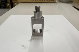 建設機械用部品